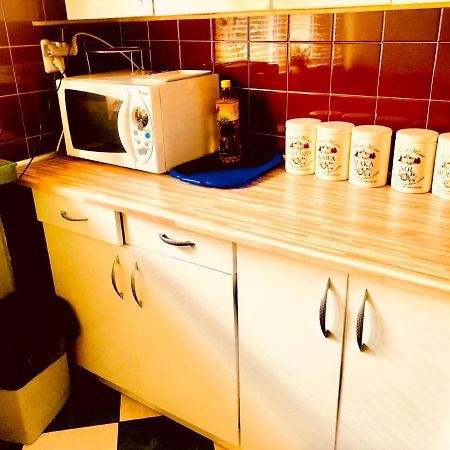 Wynajemzklasa Hostel Kraków Zewnętrze zdjęcie
