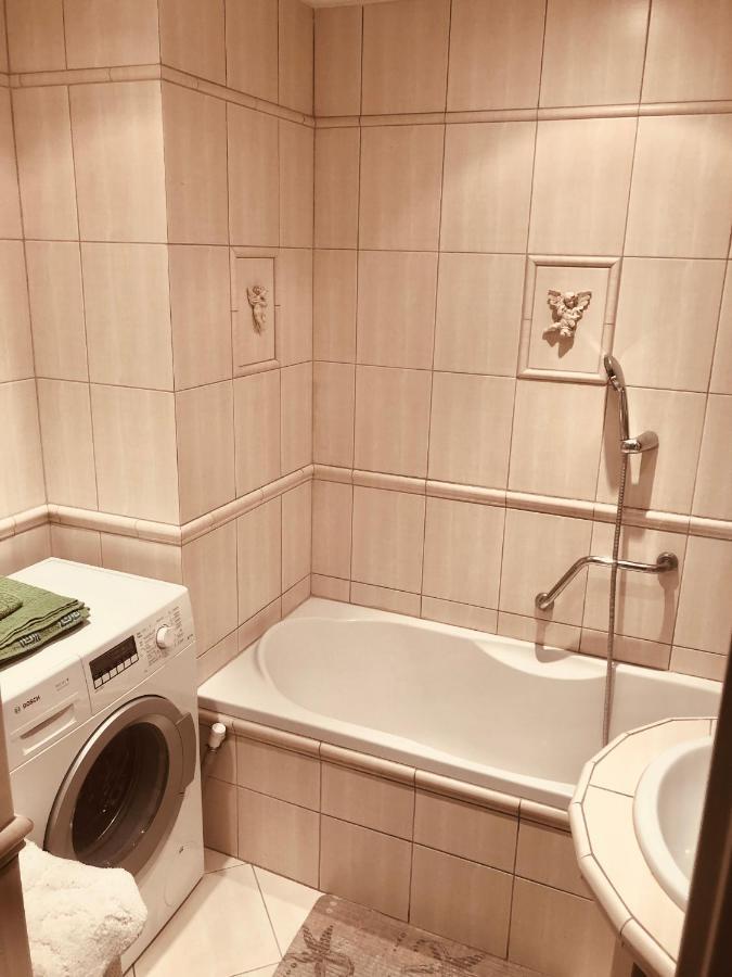 Wynajemzklasa Hostel Kraków Zewnętrze zdjęcie