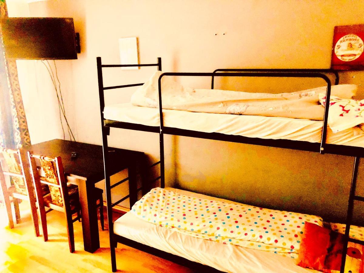 Wynajemzklasa Hostel Kraków Zewnętrze zdjęcie